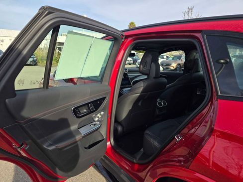 Used 2024 Mercedes-Benz GLC 43 AMG AMG GLC 43 image 44