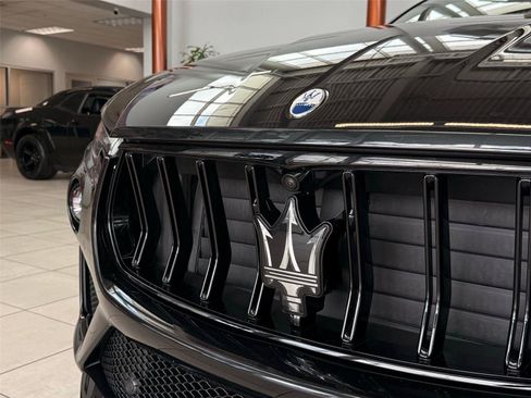 Used 2023 Maserati Levante Modena S AWD/4WD image 18