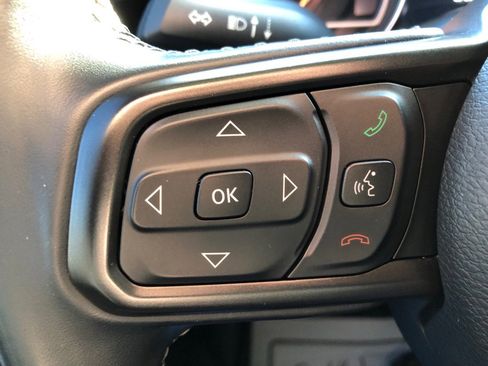 Used 2021 Jeep Gladiator Sport image 34