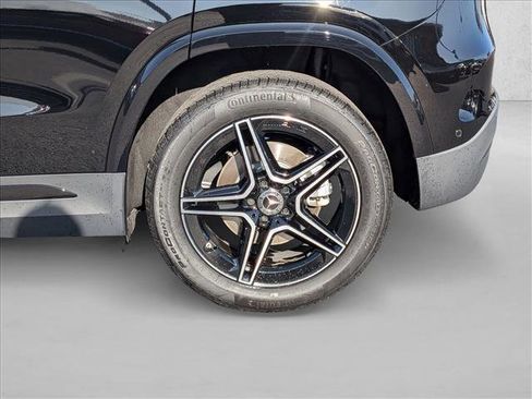 Certified 2025 Mercedes-Benz GLA 250 image 23