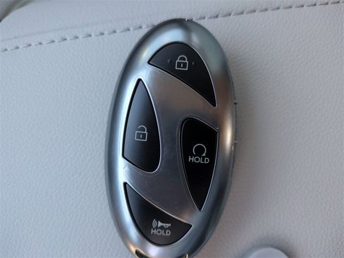 New 2026 Hyundai Tucson Limited image 37