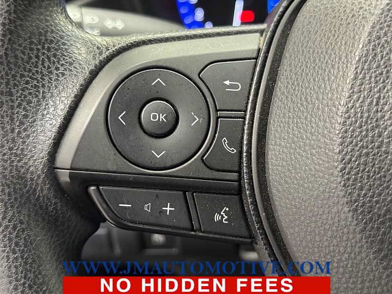 Used 2020 Toyota Corolla LE FWD image 38
