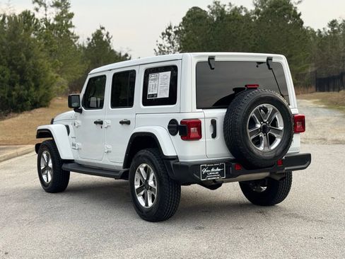 Used 2021 Jeep Wrangler Unlimited Sahara w/ Safety Group image 11