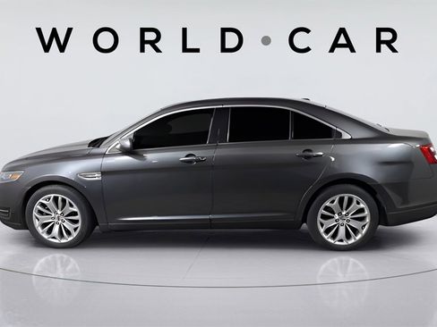 Used 2019 Ford Taurus Limited image 4