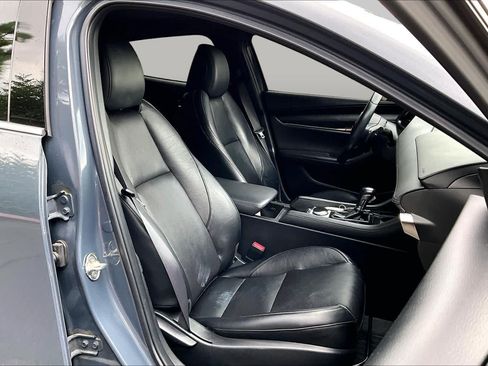 Used 2021 MAZDA MAZDA3 s FWD image 8