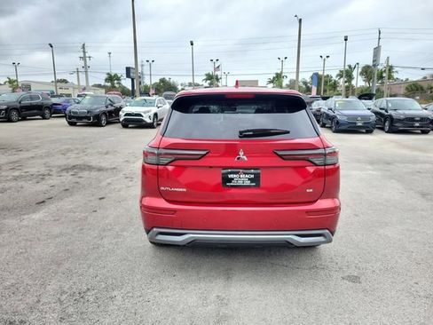New 2026 Mitsubishi Outlander SE image 5