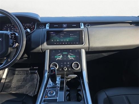 Used 2020 Land Rover Range Rover Sport HST image 11