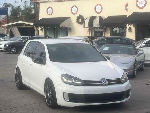 Used 2012 Volkswagen Golf 4-Door FWD image 4