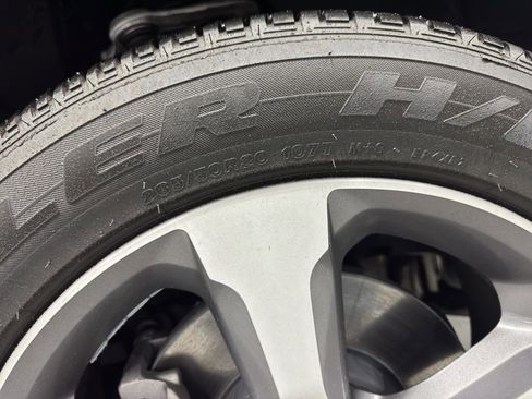 New 2024 Jeep Grand Cherokee Limited 4xe w/ Luxury Tech Group II image 17