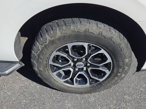 Used 2022 Ford Expedition XLT RWD image 19