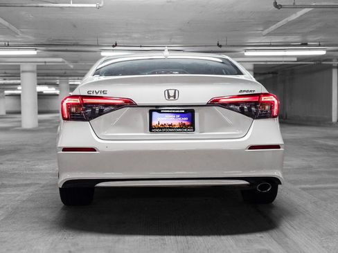 Used 2024 Honda Civic Sport image 7