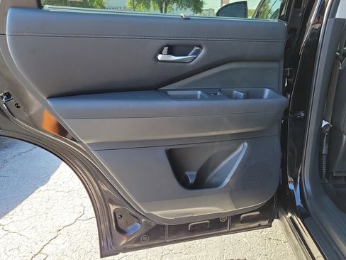 Certified 2025 Nissan Pathfinder SL w/ Cargo Package FWD image 12
