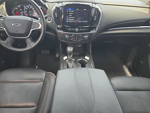 Used 2023 Chevrolet Traverse Premier w/ Redline Edition FWD image 15