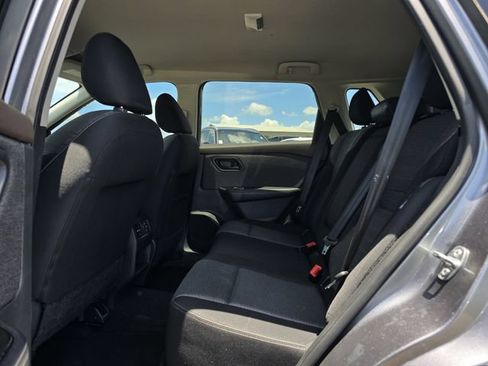 Used 2021 Nissan Rogue S FWD image 15