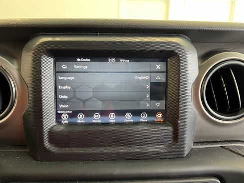 Used 2021 Jeep Wrangler Unlimited Sport image 22