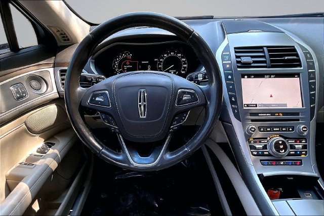 Used 2018 Lincoln MKZ Reserve w/ Technology Package FWD image 6
