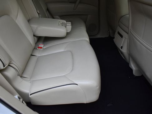 Used 2018 INFINITI QX80 2WD w/ Driver Assistance Package image 31