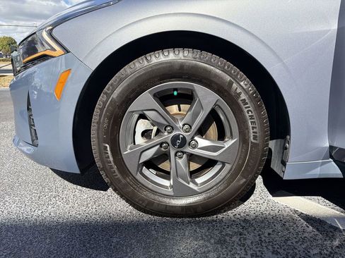 Used 2022 Kia K5 LXS image 30