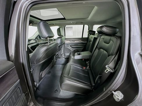 Used 2022 Jeep Grand Cherokee Limited 4xe AWD/4WD image 28