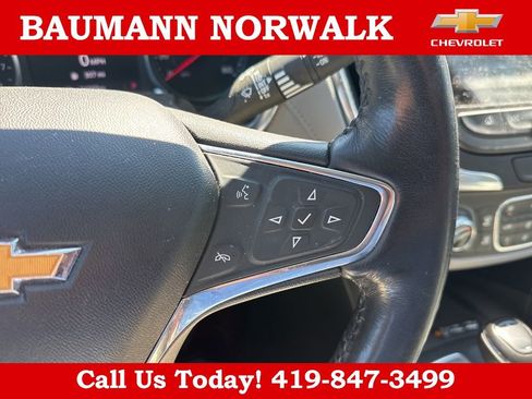 Used 2019 Chevrolet Equinox Premier image 18