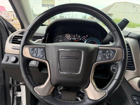 Used 2019 GMC Yukon XL Denali w/ Open Road Package AWD/4WD image 36