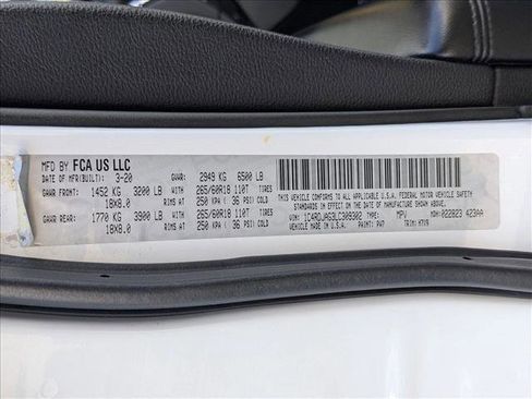 Used 2020 Dodge Durango SXT w/ 3rd Row Seating Group image 29