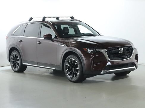 Used 2024 MAZDA CX-90 Plug-In Hybrid w/ Premium Plus AWD/4WD image 9