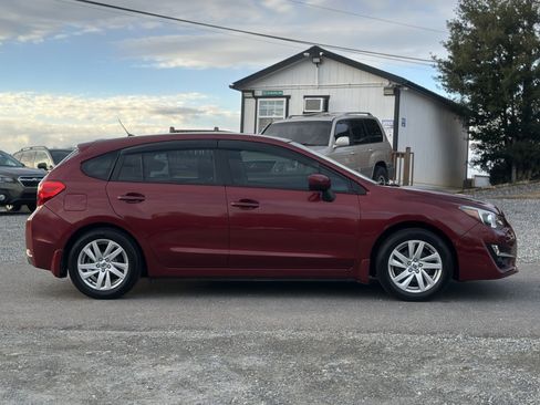 Used 2016 Subaru Impreza 2.0i Premium image 2