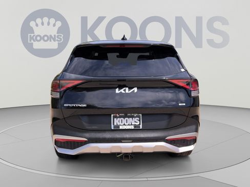 Used 2023 Kia Sportage LX AWD/4WD image 10