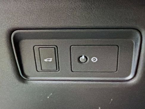 Used 2022 Land Rover Range Rover Sport HSE Silver Edition image 10