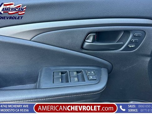 Used 2023 Honda Passport TrailSport image 11