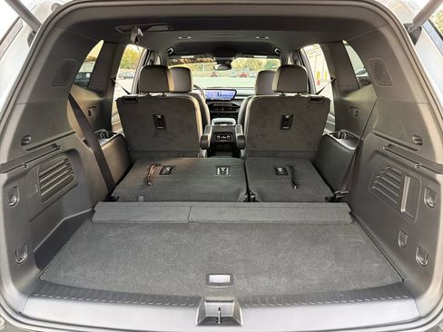 Used 2025 Buick Enclave Sport Touring w/ LPO, Floor Liner Package image 40