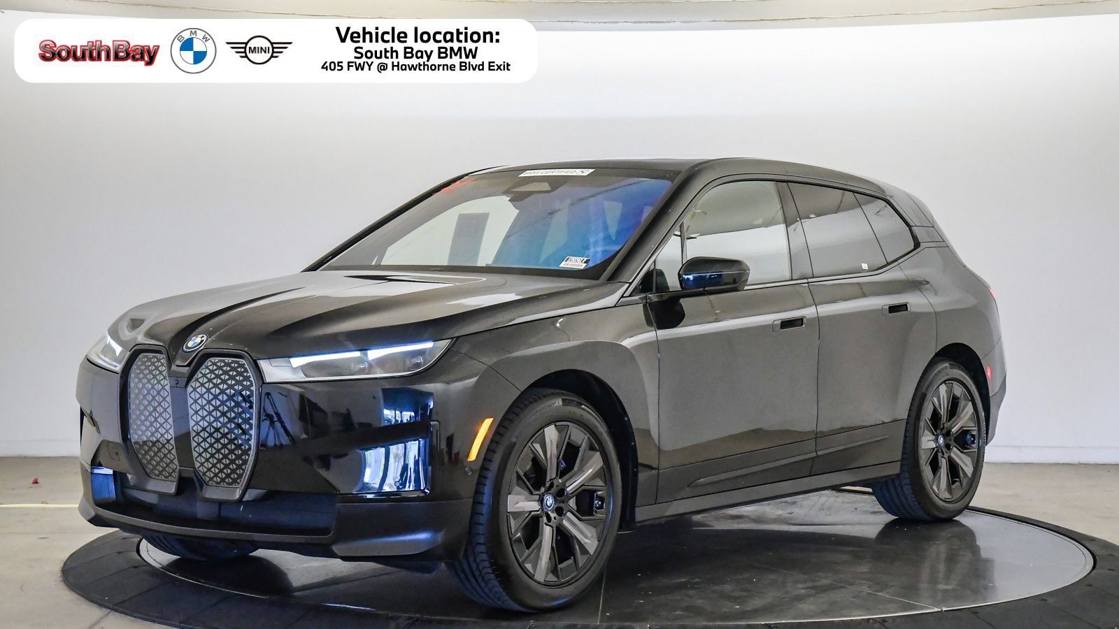 Certified 2024 BMW iX xDrive50 w/ Premium Package AWD/4WD image 1