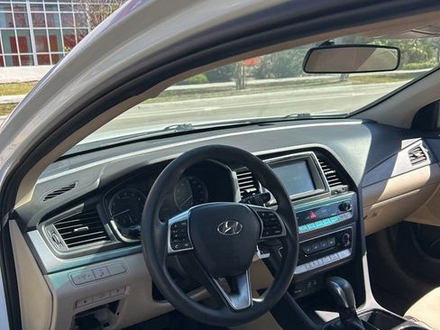 Used 2019 Hyundai Sonata SE image 9