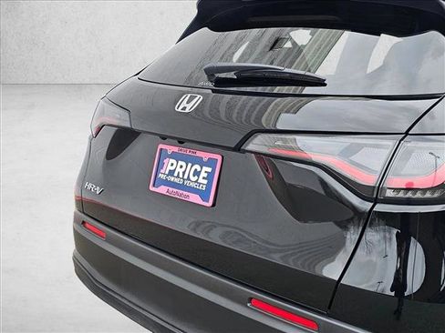 Used 2026 Honda HR-V LX image 12