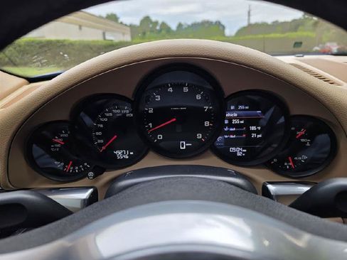 Used 2014 Porsche 911 Carrera RWD image 30