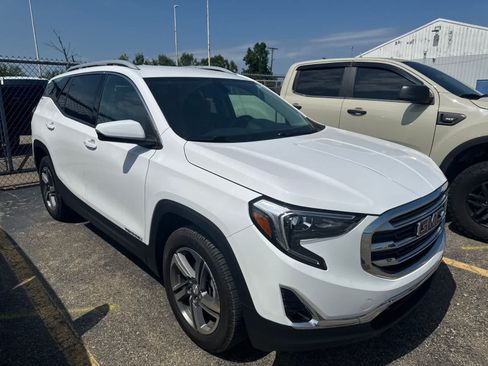 Used 2019 GMC Terrain SLT w/ Preferred Package AWD/4WD image 9