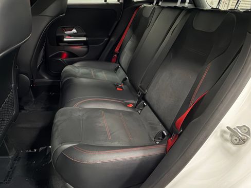 Used 2023 Mercedes-Benz GLA 35 AMG 4MATIC image 41