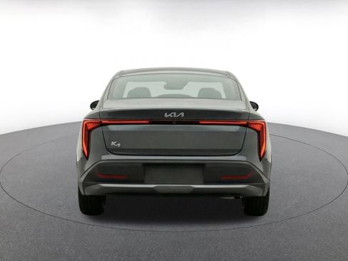 Used 2025 Kia K4 FWD image 8