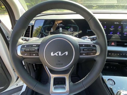 New 2025 Kia Sportage EX AWD/4WD image 14