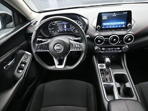 Used 2023 Nissan Sentra SR w/ Electronics Package image 27