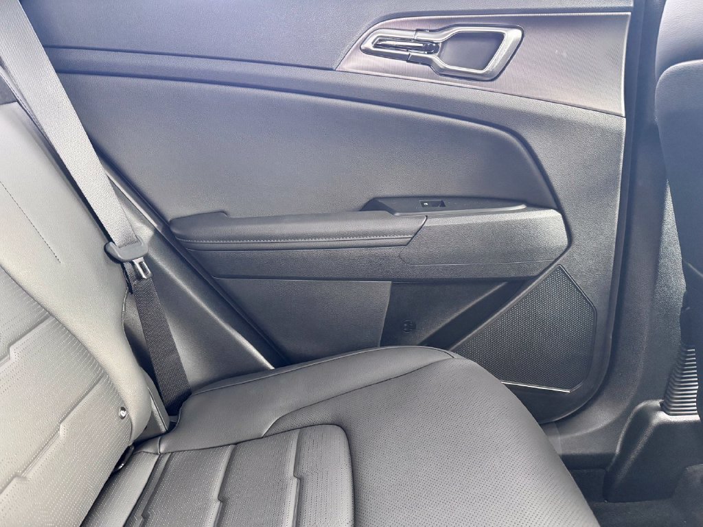 New 2026 Kia Sportage SX FWD image 30