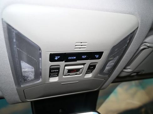 Used 2022 Toyota RAV4 XLE w/ Convenience Package AWD/4WD image 40