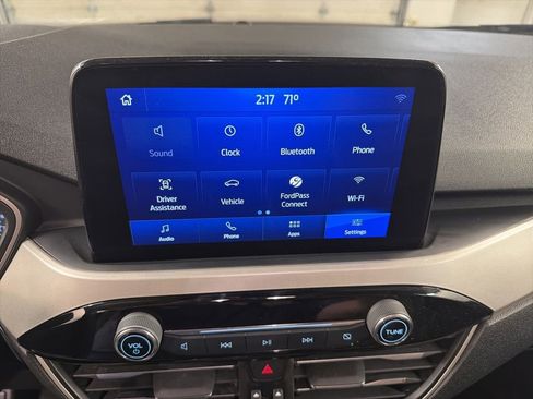 Certified 2022 Ford Escape SE AWD/4WD image 9