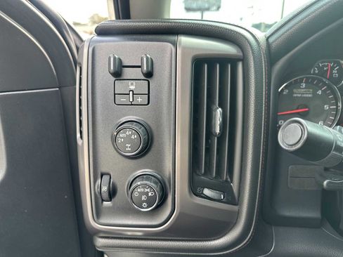 Used 2014 GMC Sierra 1500 SLT w/ All-Terrain Package image 17