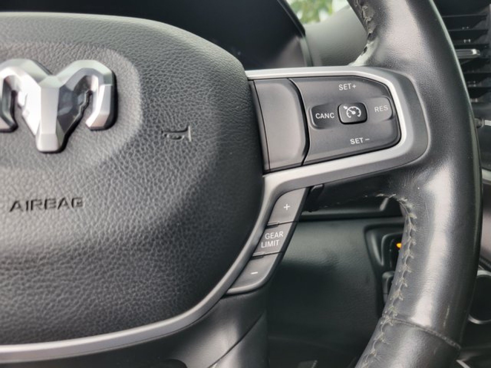 Used 2021 RAM 1500 Big Horn AWD/4WD image 17