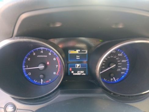 Used 2016 Subaru Legacy 2.5i Premium w/ Moonroof Package image 2