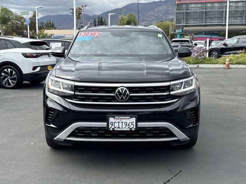 Certified 2022 Volkswagen Atlas Cross Sport SE FWD image 2