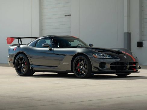 Used 2009 Dodge Viper ACR RWD image 11