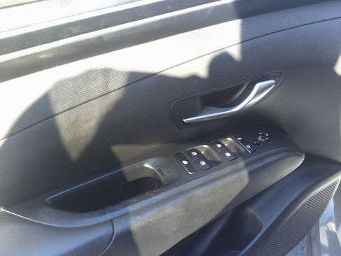 Used 2022 Hyundai Santa Cruz SEL Premium image 20